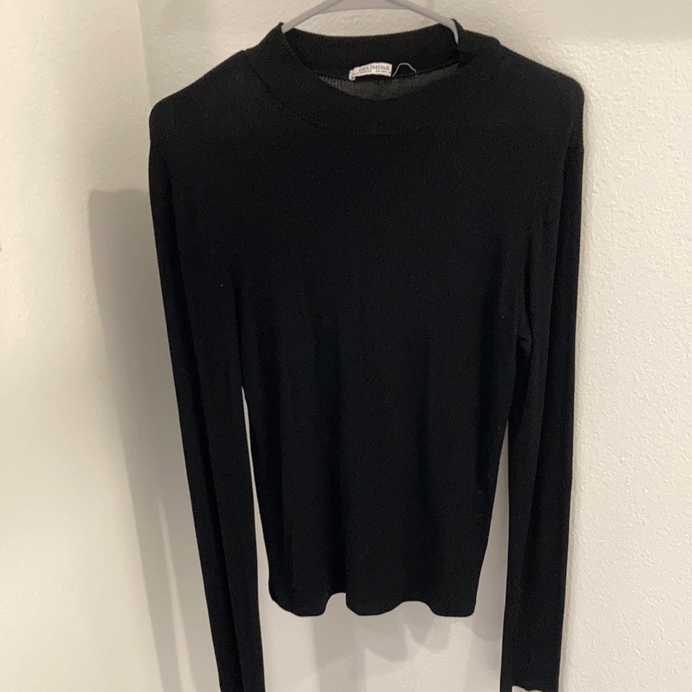 Zara Mock Neck Long Sleeve tee